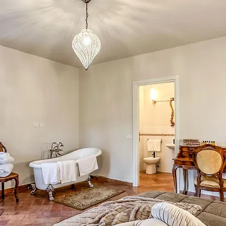 Отель Naldi Relais San Carlo (Forli-Cesena)