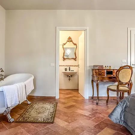 Naldi Relais Отель