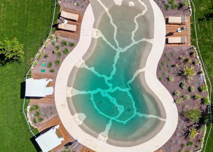 Naldi Relais מלון *